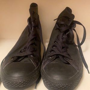 Black high top converse